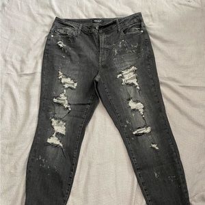 Destroyed Black Bleached Boyfriend Judy Blue 16W GUC